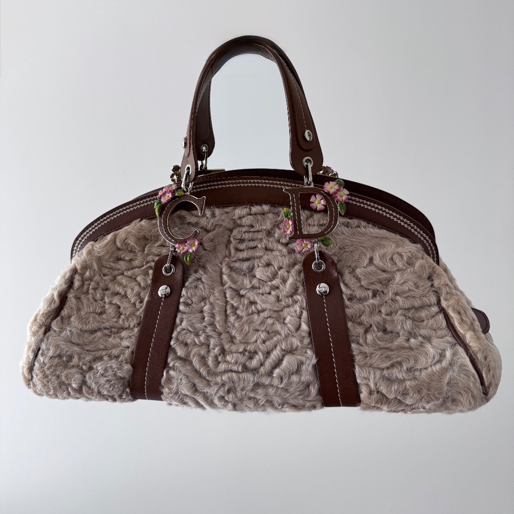 DIOR Astrakhan Lamb Fur Flower Leather Satchel

Vintage 2005 Limited Edition